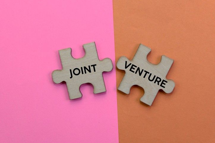Joint Ventures vs. Strategic Partnerships: Key Differences Every Business Should Know